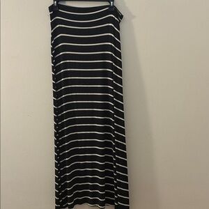 Charlotte Russe Black and White Striped maxi skirt